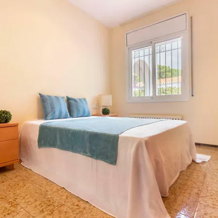 בית נופש El Dorado Playa Esplai By Interhome קמברילס
